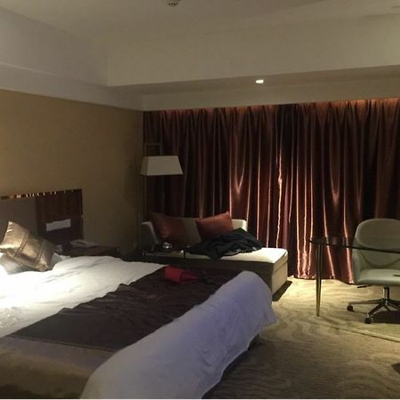 Fuxin Garden Hotel Яньань Екстер'єр фото